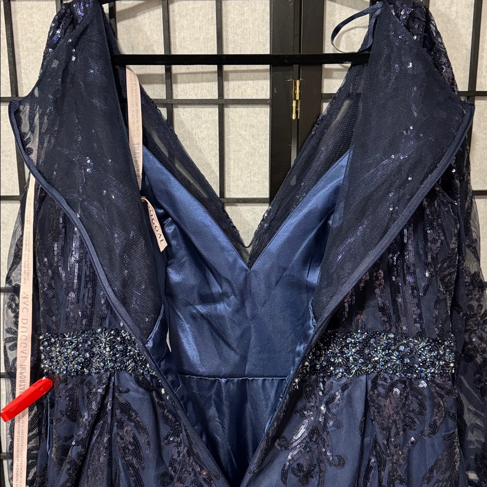 Mac Duggal size 18 style 67113 Long Sleeve Embellished Evening Gown navy blue - Picture 11 of 13
